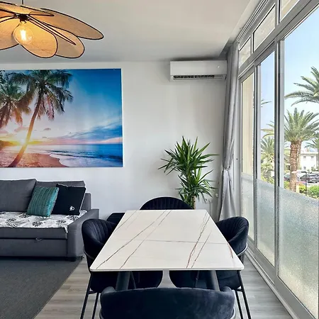 Апартаменти Casa Birgit - Vistas Al Mar *
